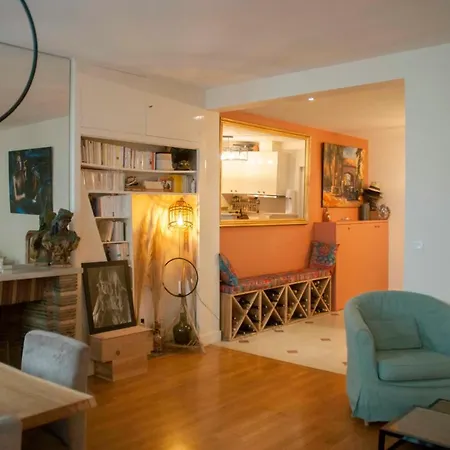 아파트 Well-decorated Cocoon Close To The Eiffel Tower 파리